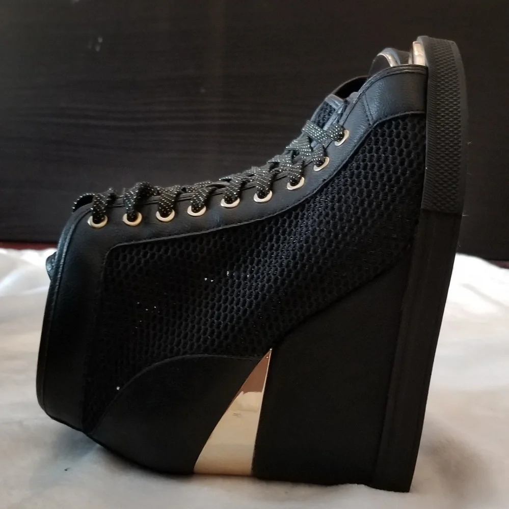Peep toe mesh fishnet black gold lace up wedge